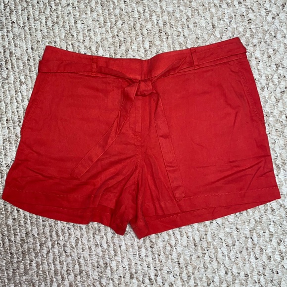 2 for $20 or 5 for $40
LOFT SHORTS - SIZE 8 - Picture 1 of 6